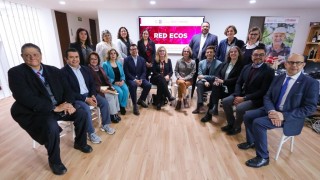 REAFIRMAN SECTEI Y UNIVERSIDAD DE CATALUÑA COOPERACIÓN EDUCATIVA CON FIRMA DE ADÉNDUM